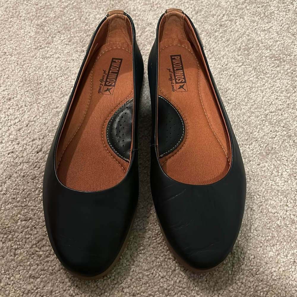 Leather Pikolinos flats - lots of cushion! Size 36 euro
